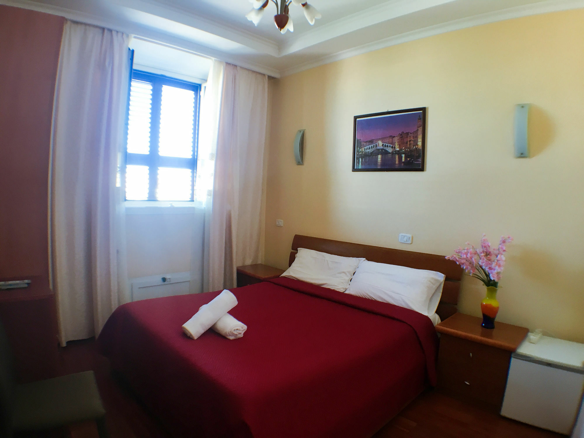 Zhihua Guest House 罗马 外观 照片